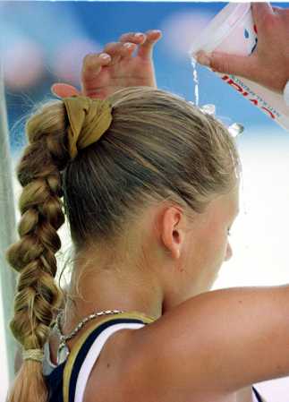   / Anna Kournikova 37 