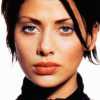   / Natalie Imbruglia 19 .  
